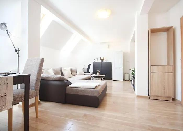 Old Town Sunrise Apartament Bratislava