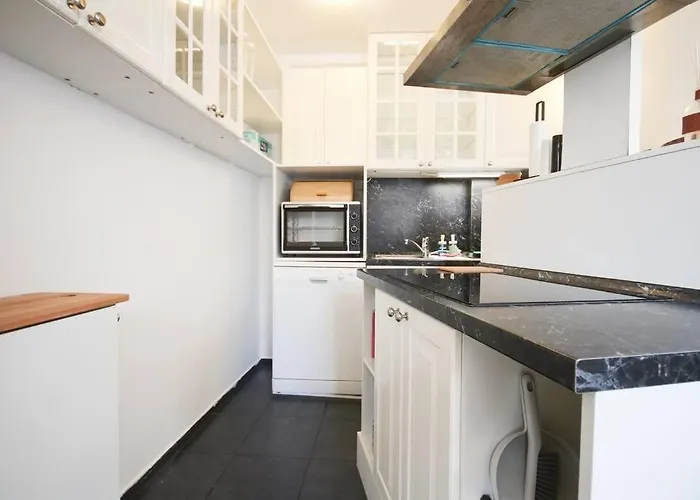 Old Town Sunrise Apartament *